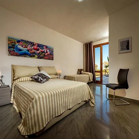 In Sicily Near Guidaloca Bay Villa *